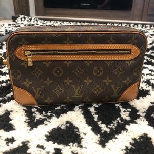 Authentic Louis Vuitton wristlet